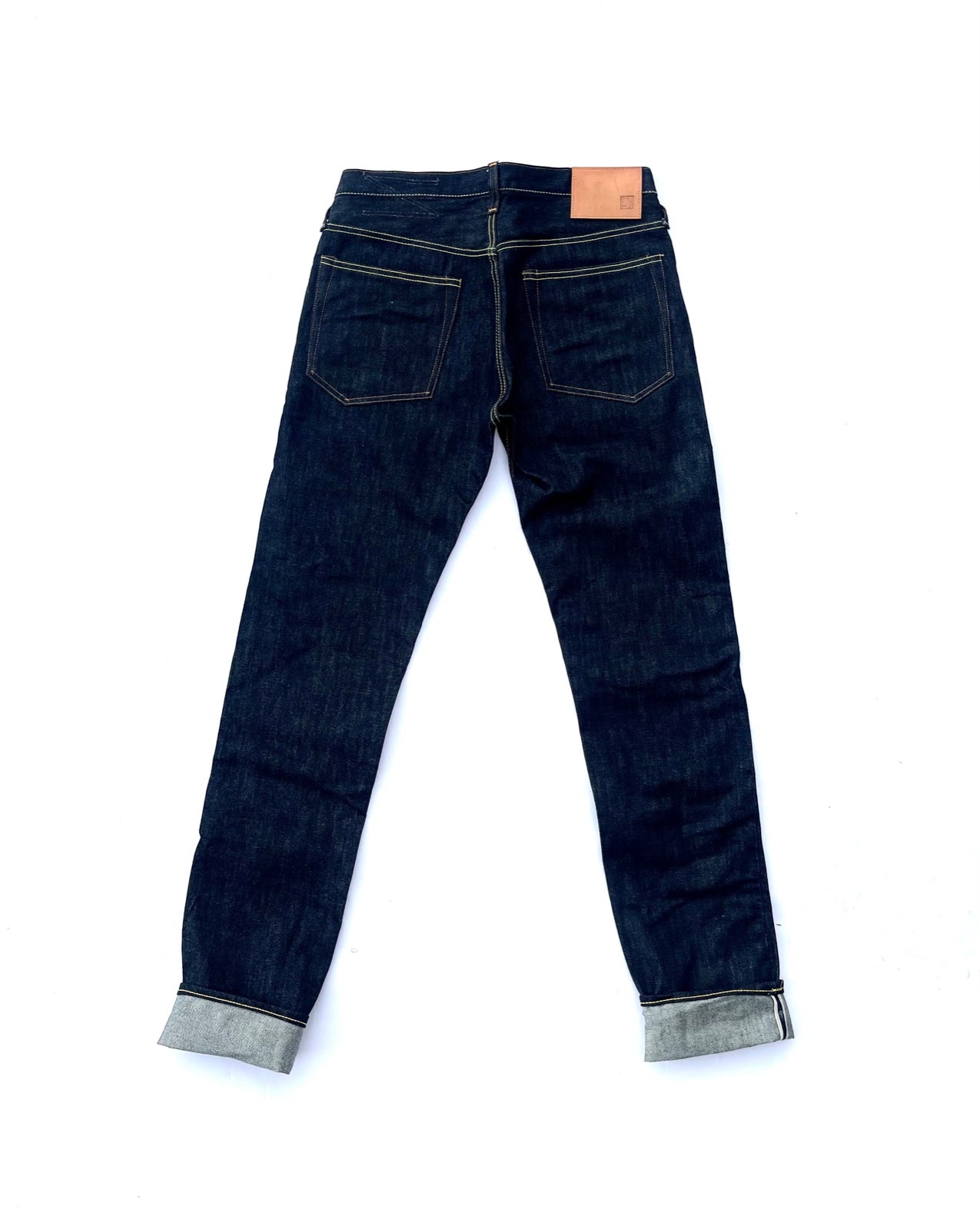 Red Tag: 010 Jeans 32x35"